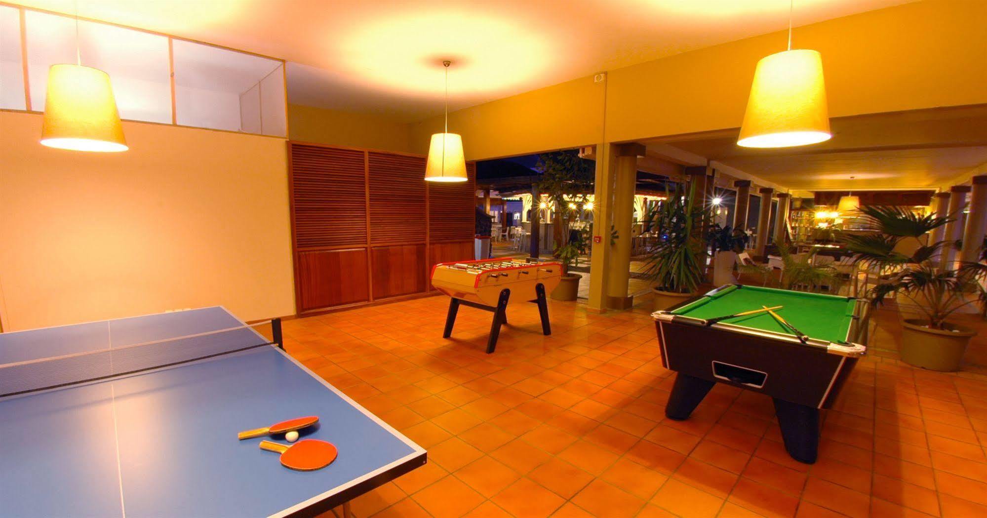 Hotel Les Creoles Saint-Gilles-les Bains Dış mekan fotoğraf
