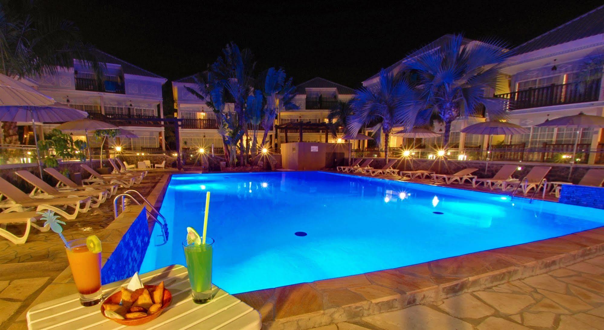 Hotel Les Creoles Saint-Gilles-les Bains Dış mekan fotoğraf